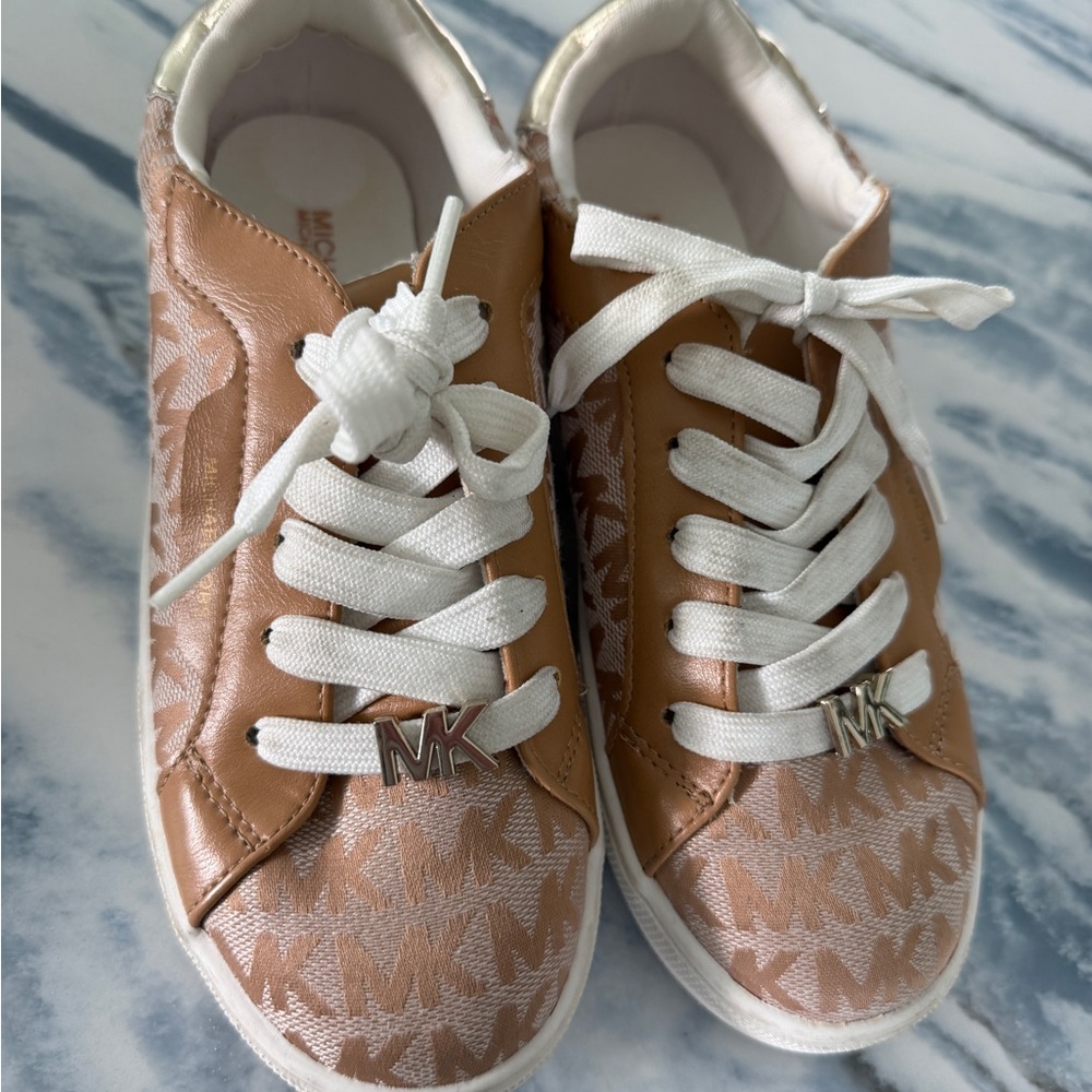 MICHAEL Michael Kors girls monogram shoes